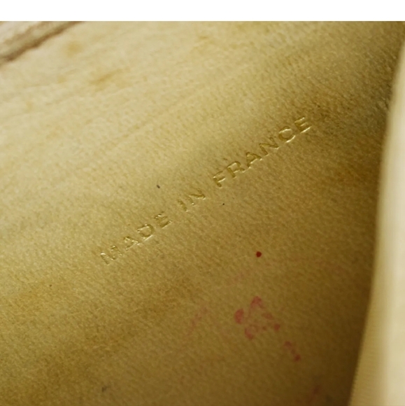 CHANEL COMPACT WALLET - Picture 14 of 15